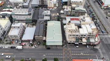 高雄店面三角窗 仁勇路上21米大面寬邊間角窗店面