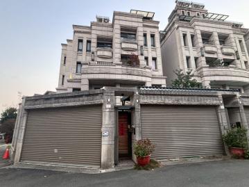 南屯捷運買房 楓樹里｜寶藏級電梯別墅｜前庭後院