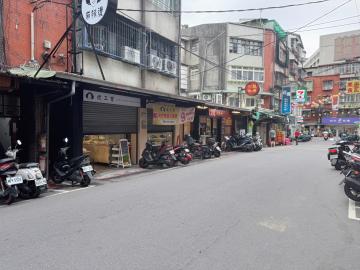 板橋房仲推薦  亞東捷運收租三樓