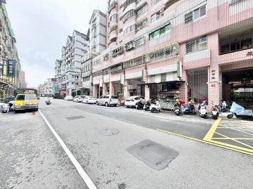 鳳山捷運房 衛武營景觀大坪數雙車
