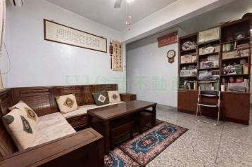 土城重劃好房找金姐 精華商圈靜巷邊間一樓