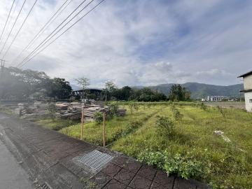 宜蘭好屋推薦員山鄉正大路邊學校旁都計內方正美農地