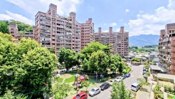 三峽北大買屋達人 薇多公園景觀前後陽台低總價三房