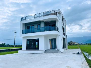 宜蘭房屋土地專家 朝陽水鳥天堂全新農舍