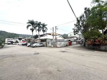 北屯東山路雙拼三面採光國小旁大平房