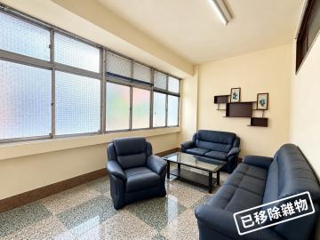 府城核心｜正18米民族路｜34坪大坪數店住-台南金牌房仲