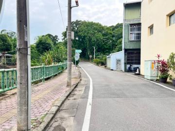 李綺綺工商地產 龍潭雙面臨路137坪甲種建地