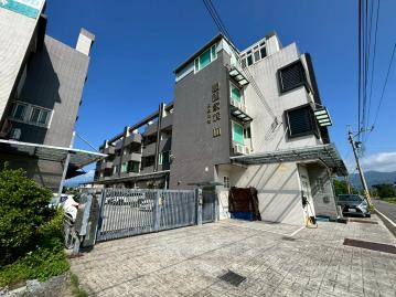 宜蘭房產達人 國五旁馥麗家族優美電梯別墅~台灣房屋小豬
