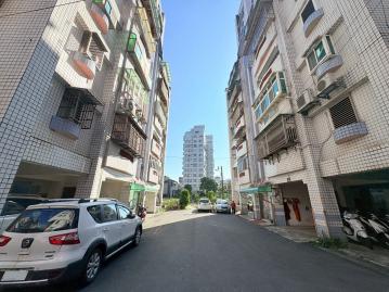 宜蘭房產達人 宜市文化中心高機能三房車位華廈~台灣房屋小豬