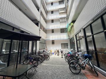 宜蘭房產達人 宜市神農商圈1房1廳電梯華廈~台灣房屋小豬