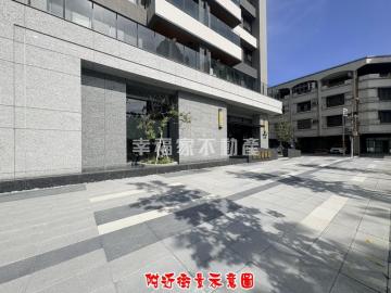 安平房仲顧問 春福御邸面千坪公園四房雙車	