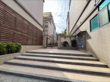 力文陪你找好房     布查花園4套房雙車墅