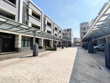 力文陪你找好房     大埔稀有雙車雙主臥美墅