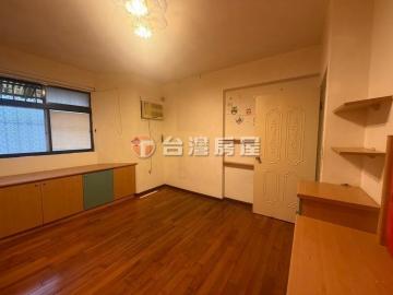 #基隆房屋達人 東新街3樓採光屋