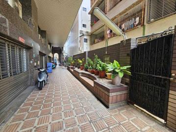 用欣買賣好房  南站芳鄰收租店住
