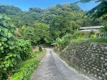 桃園房仲郭姐 文山老泉溪水傍農地