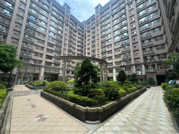 桃園買房達人 臻愛歐洲景觀四房車