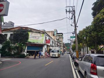 桃園幸福房仲 大溪學區店住兩用 臨路大面寬1+2樓(夾層)