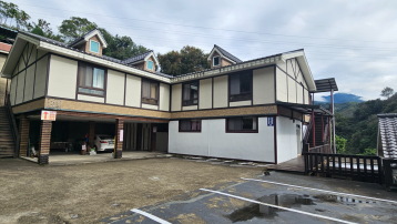 桃園夫妻房仲 苗栗優質頂級溫泉會館