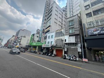 嘉義房仲達人 正文化路稀有金店面