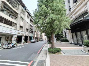 中壢好房專家 中壢站前稀有大地坪透天店面