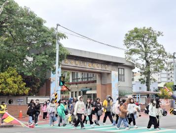 和發善藝景觀全新2房平車華廈10樓