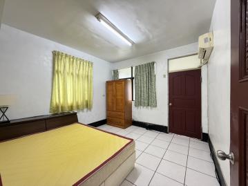 岡山國稅局#低樓層#一層一戶室内34坪三樓明亮公寓~張秀香095684