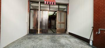 岡山前峰寧靜車庫透天~張秀香0956849917房屋土地買賣