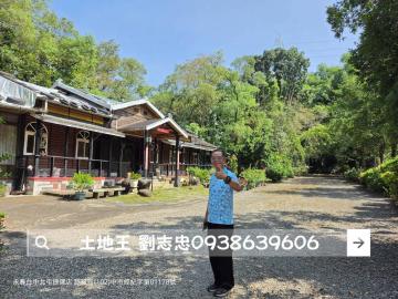 台中買屋賣房竹山近南雲交流道旁德興段有水電送木屋竹山近南雲交流道德興段有水電送木屋