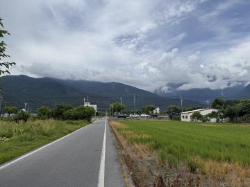 花蓮透天顧問  稻香村方正面寬都內農地