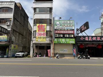 專任! 中正路精華地段透天店面