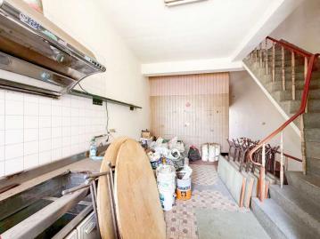 岡山後站商圈〤前後臨路〤燙金店面