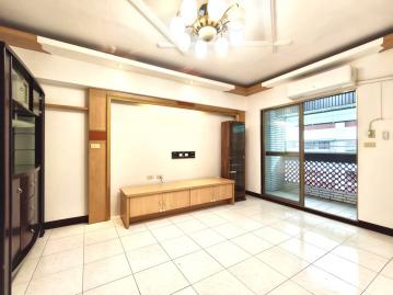 善化成功新村三房有租車位N032台南找房推薦