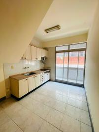 花旗山莊第一區店面透天  房仲老朋友