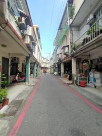2541林森路巷內有車庫透天免整理即可入住明義國小旁