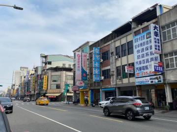 李員外土地專家高雄車站三鐵共構八德路有市賺錢黃金店面