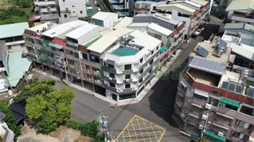 新光角間電梯店面
